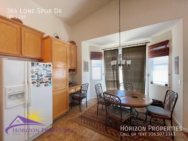 Building Photo - 364 Lone Spur Dr