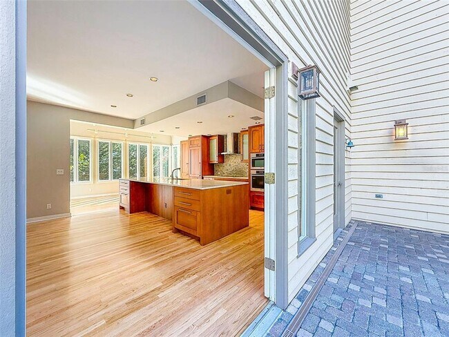 Building Photo - 1351 Willow Brk Dr