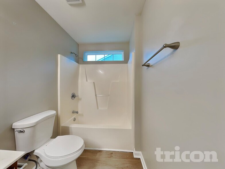 Building Photo - 3118 Genlee Dr