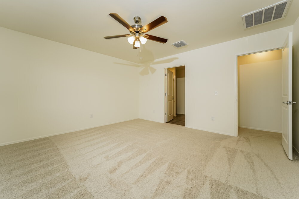 Building Photo - 12946 N Ong Dr