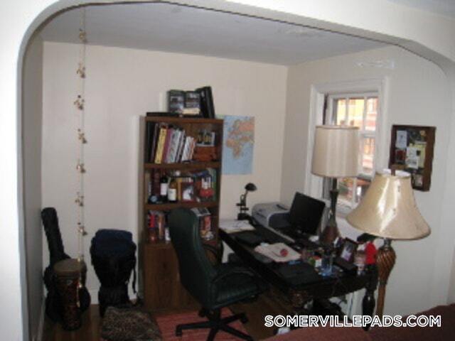 Building Photo - 279 Washington St