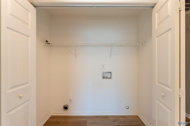 Building Photo - 113 Grey Fawn Trail