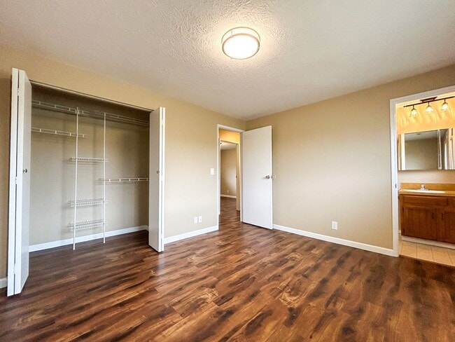 Building Photo - 4998 Arrowood Ct SE