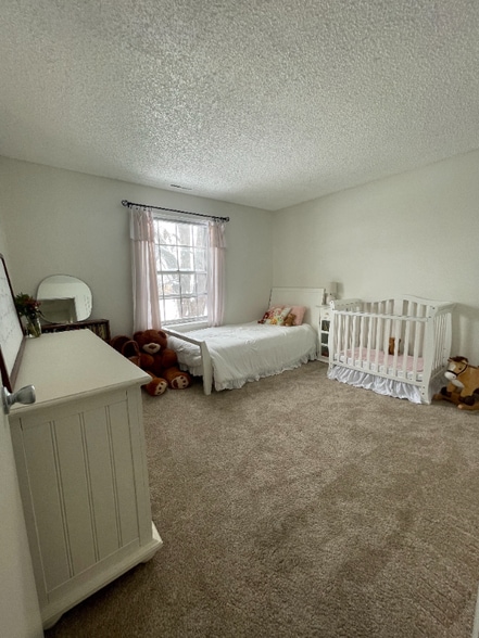 Building Photo - 7110 S Gaylord St