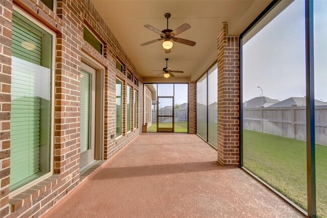 Building Photo - 23319 Tirino Shores Dr