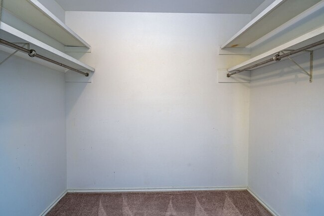 Building Photo - Colony Park Dr 3712/3714