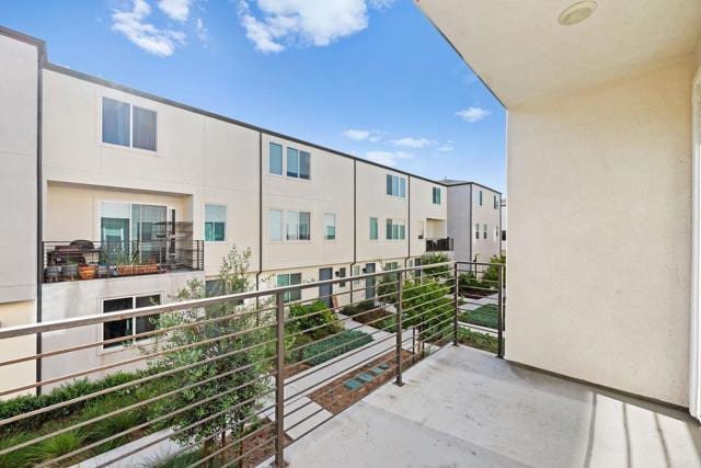 Building Photo - 5485 Seacliff Pl