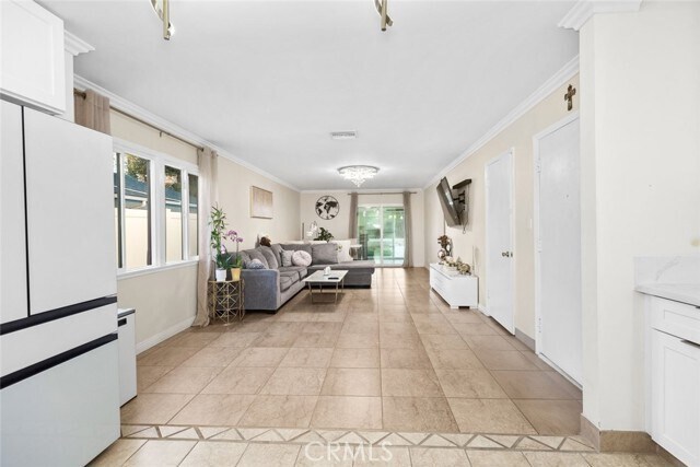 Building Photo - 11377 Gaynor Ave