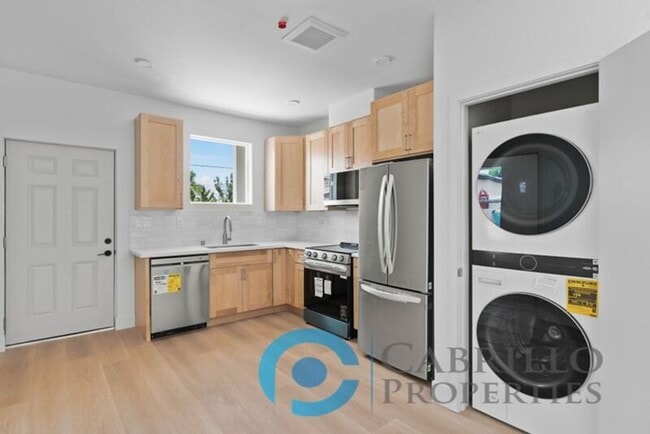 Building Photo - 3516 Oak Glen Ln
