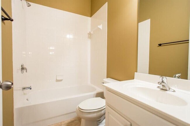 Building Photo - 934 Urban Ash Ct