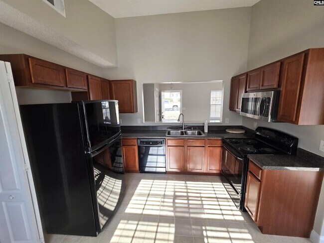 Building Photo - 165 Crassula Dr