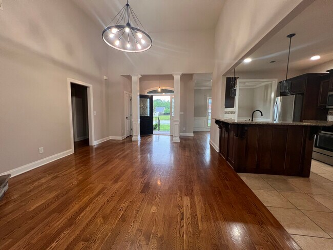 Building Photo - 5307 Endurance Ln