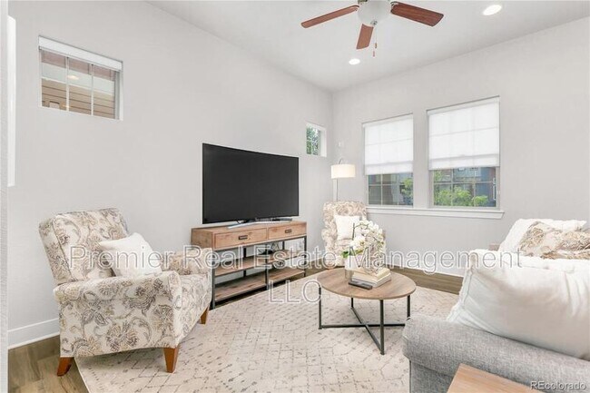 Building Photo - 11379 E 25th Dr