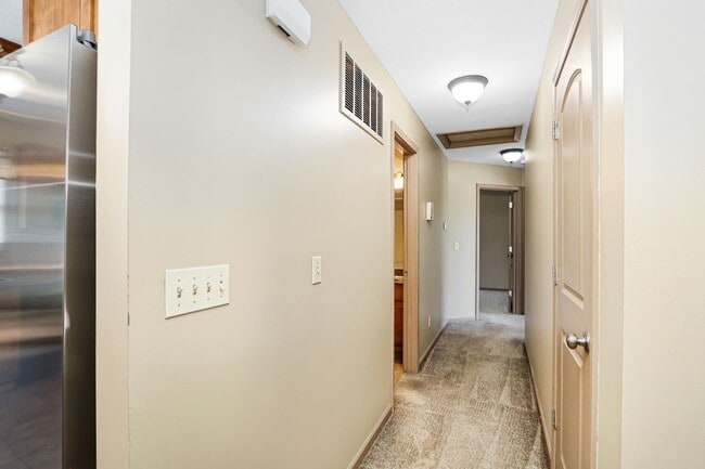 Building Photo - Gorgeous Family home for Rent!