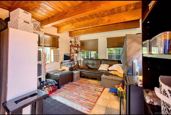Building Photo - 15408 Vista Vicente Dr