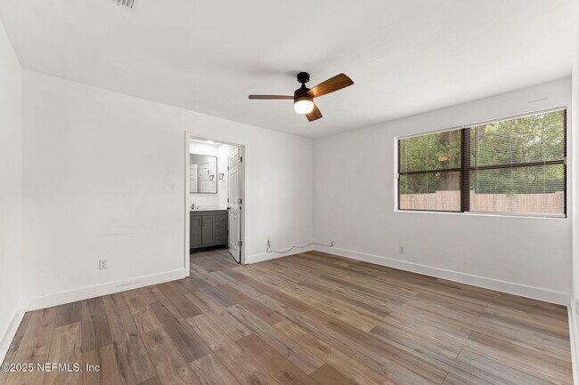 Building Photo - 5217 Witby Ave