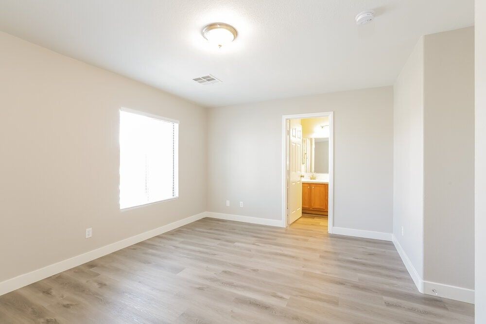 Building Photo - 6441 Pronghorn Ridge Ave