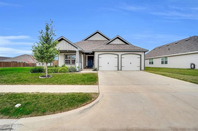 Building Photo - 613 Mayfield Dr