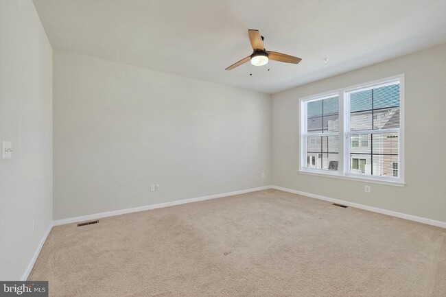 Building Photo - 1023 Flester Ln