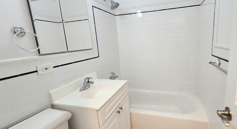 Building Photo - 3-6 E 91st St