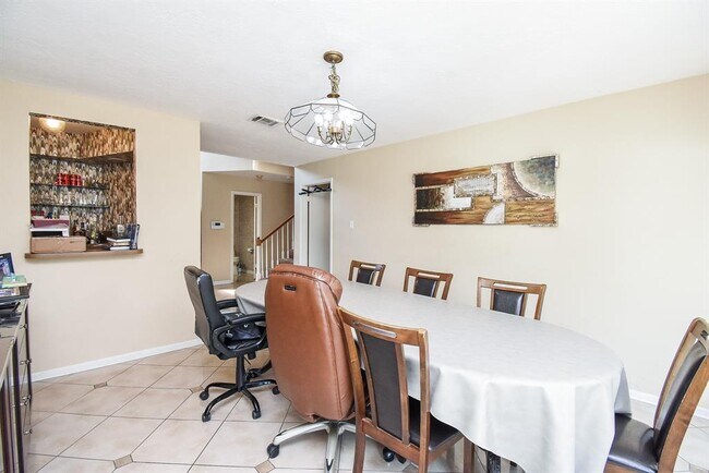 Building Photo - 7719 Apache Plume Dr