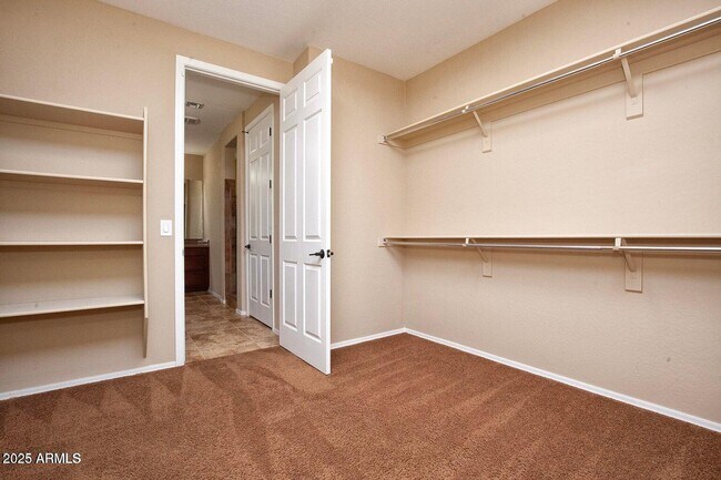 Building Photo - 21883 N 263rd Dr