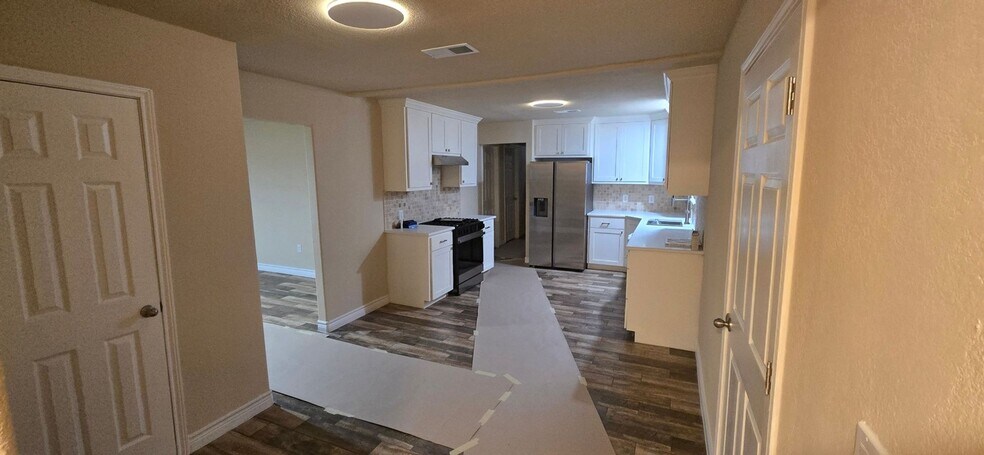 Building Photo - 118 Rockleigh Pl