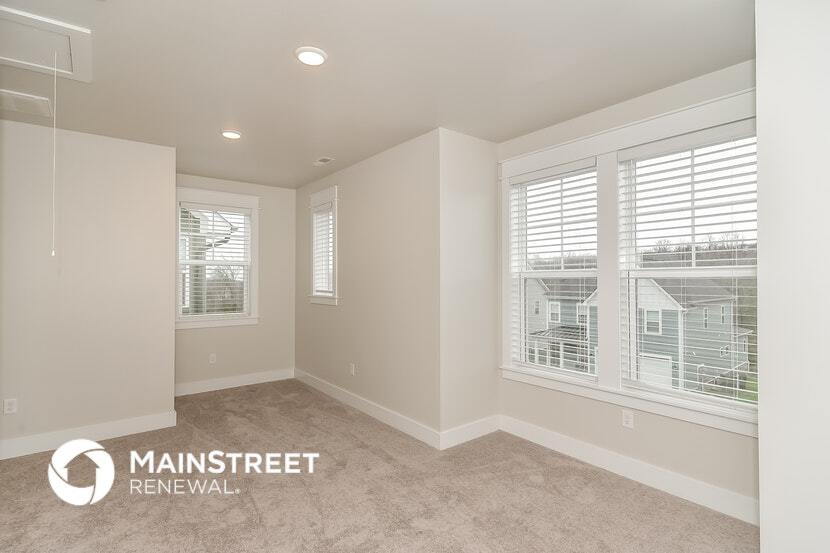 Building Photo - 228 Sounder Cir