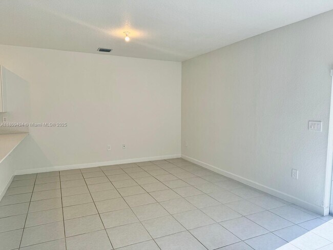 Building Photo - 26459 SW 149th Ave