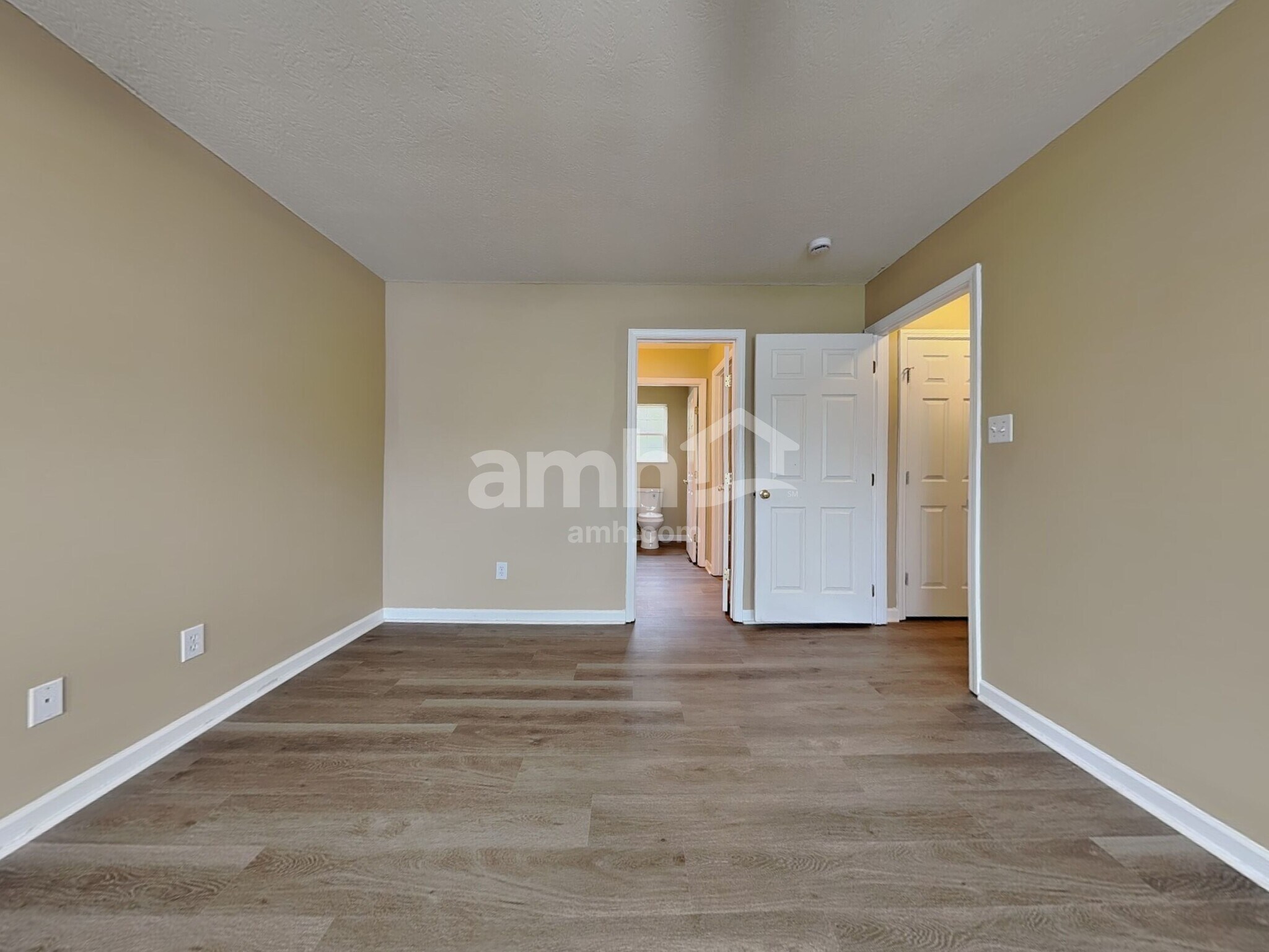 Building Photo - 2233 Cartmill Dr