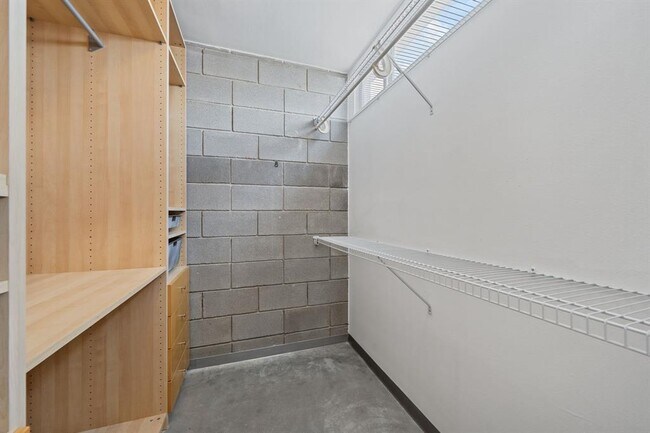 Building Photo - 4801 S Congress Ave