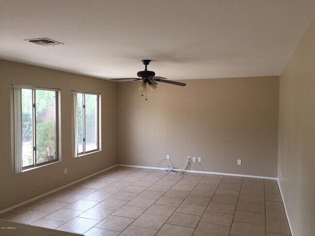Building Photo - 3907 S Soho Ln