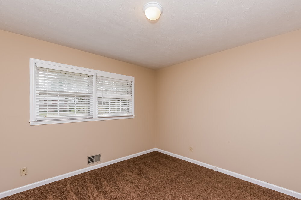 Building Photo - 7163 Bluebird Ln