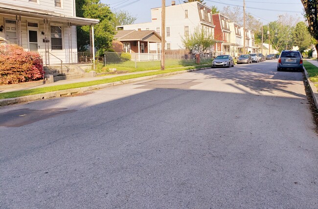 Ample Street Parking - 30 Umberto Ave