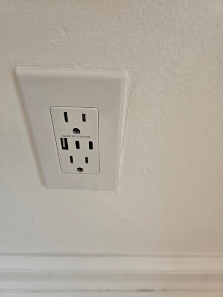 Building Photo - 2515 Arkansas Ave