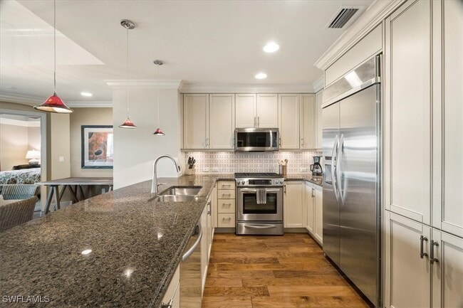 Building Photo - 9115 Strada Pl