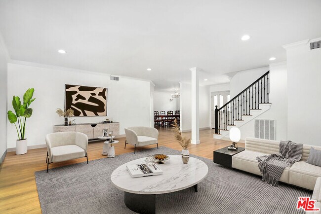 Building Photo - 5020 Dantes View Dr