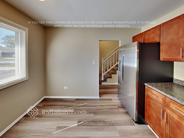 Building Photo - 6791 Redwing Dr