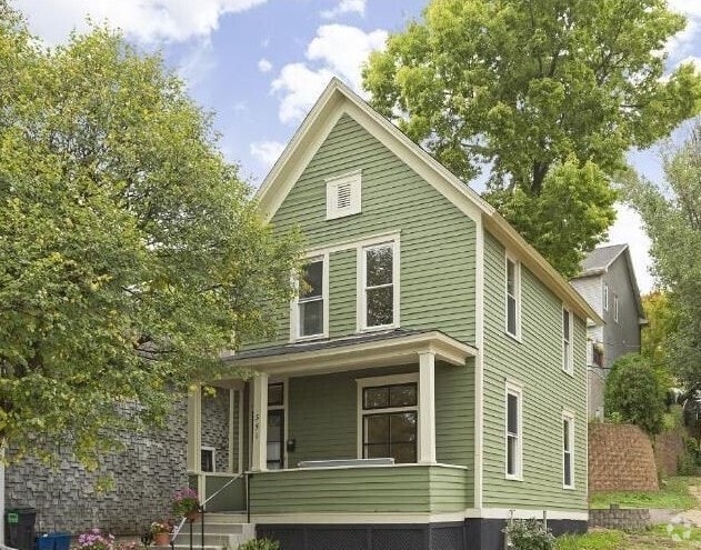 Building Photo - 351 Grand Ave