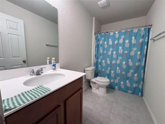 Building Photo - 11905 Reindeer Dr