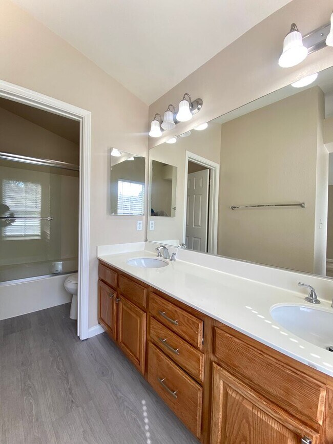 Building Photo - Lovely 3-bedroom home for rent in Fremont!...