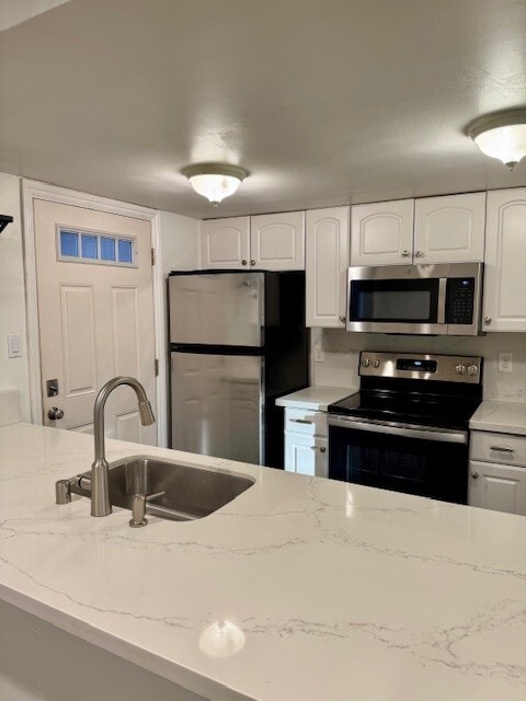 Building Photo - 5434 Roundtree Ct