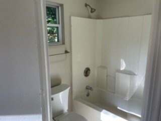 Building Photo - 101 W 57th St