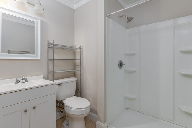 Building Photo - Beautifully updated, all-brick home locate...