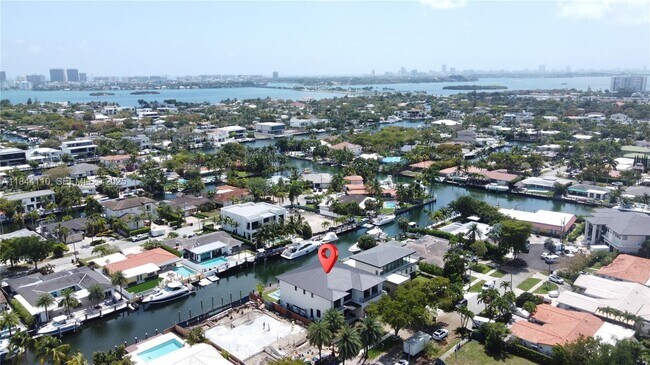 Building Photo - 13085 Coronado Terrace