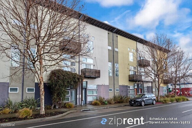 Primary Photo - 2 br, 2 bath Townhome - 2910 Mandela Pkwy,...