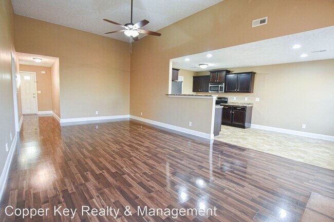 Building Photo - 3 br, 2 bath House - 979 Guinevere Court
