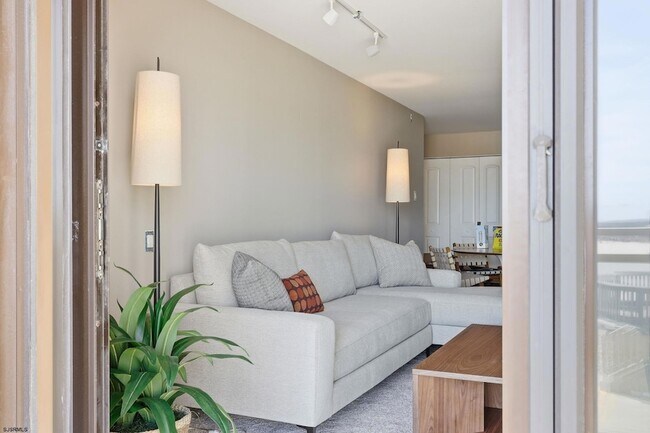 Building Photo - 2700 Atlantic Ave