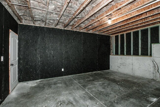 Building Photo - 6120 Durango Way