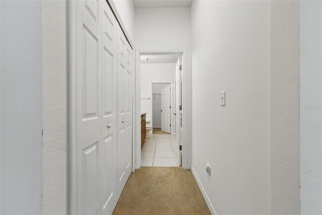 Building Photo - 11804 13th Way N